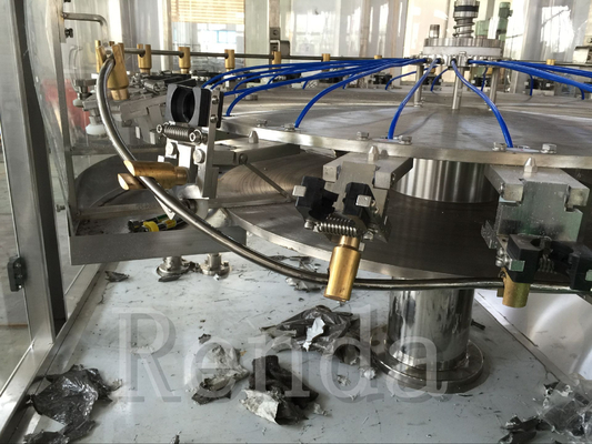 CE Approval Glass Beer / Can Beer Filling Machine Bottle Filler Stainless Steel Material