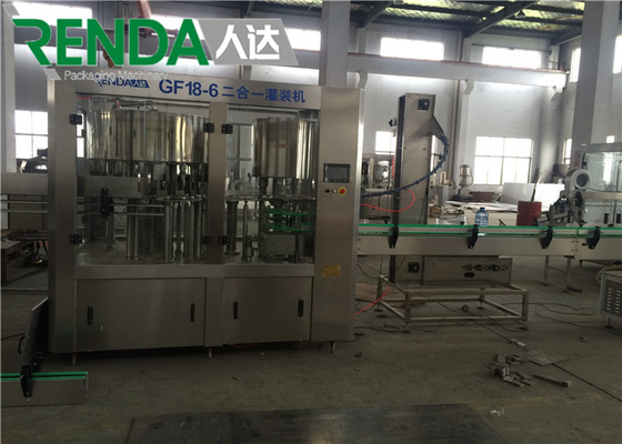 110V 220V 380V Liquid Water Bottle Filling  Machine And Capping Machine 5T For 0.25 - 2L Bottle