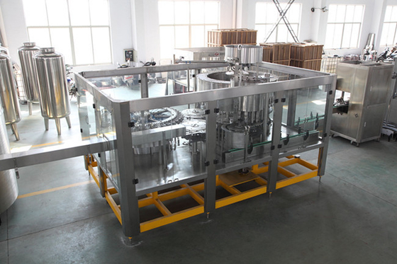 Three in One Mineral Water Liquid Filling Machines , 4000BPH Pure Water Bottle Filling Machine